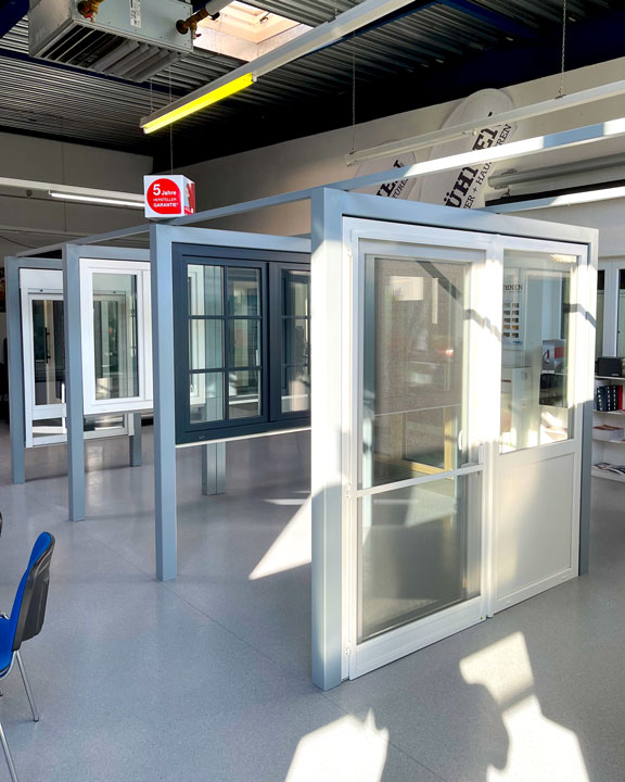 Bildquelle: Die Ausstellung von Kühnen Fenster + Haustüren in Darmstadt